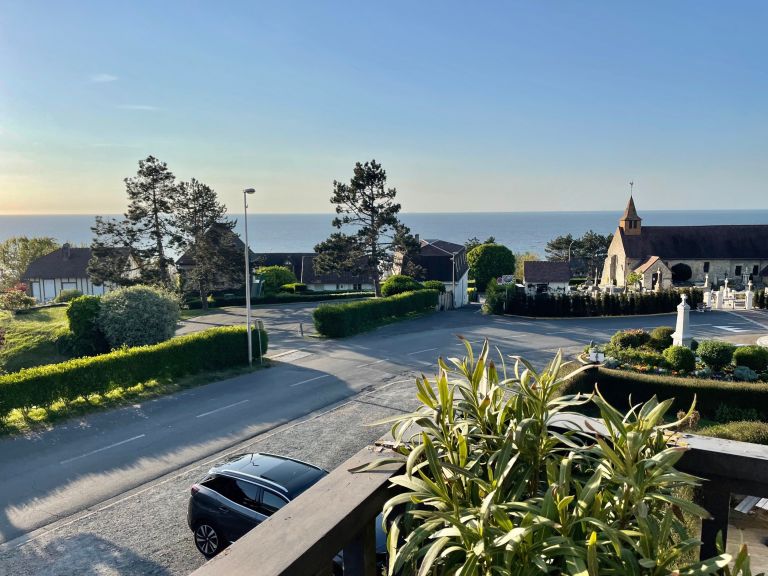appartement 4 Pièces en vente sur BENERVILLE SUR MER (14910)