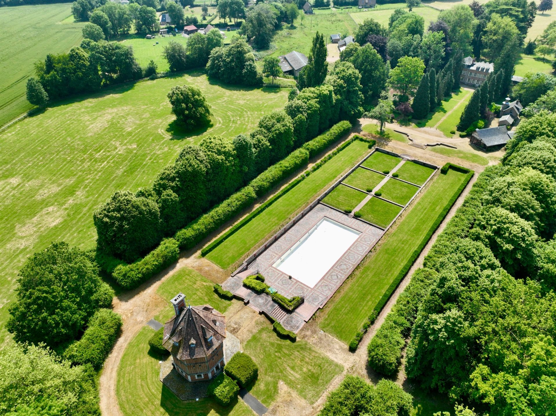 property 23 Rooms for sale on BLANGY LE CHATEAU (14130)