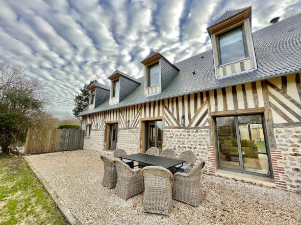 Rental House Cricquebœuf 6 Rooms 170 m²