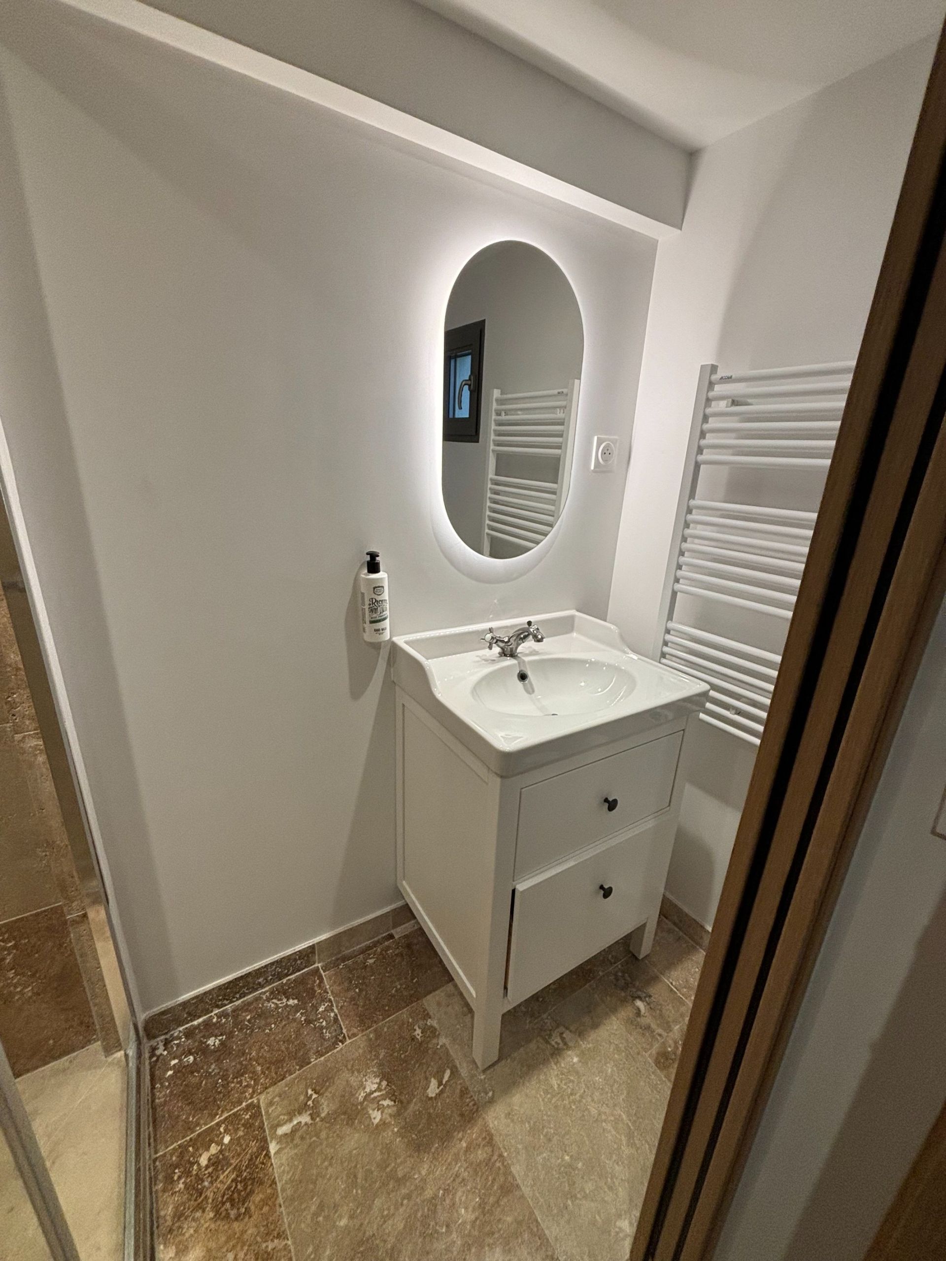 house 6 Rooms for seasonal rent on CRICQUEBOEUF (14113)