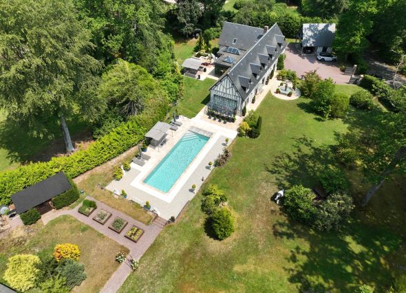 Vente Maison Saint-Gatien-des-Bois 8 Pièces 300 m²