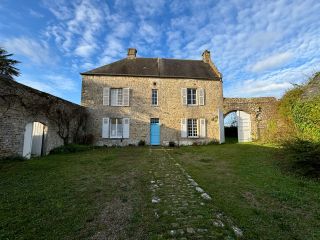 maison 11 Pièces en vente sur QUINEVILLE (50310)