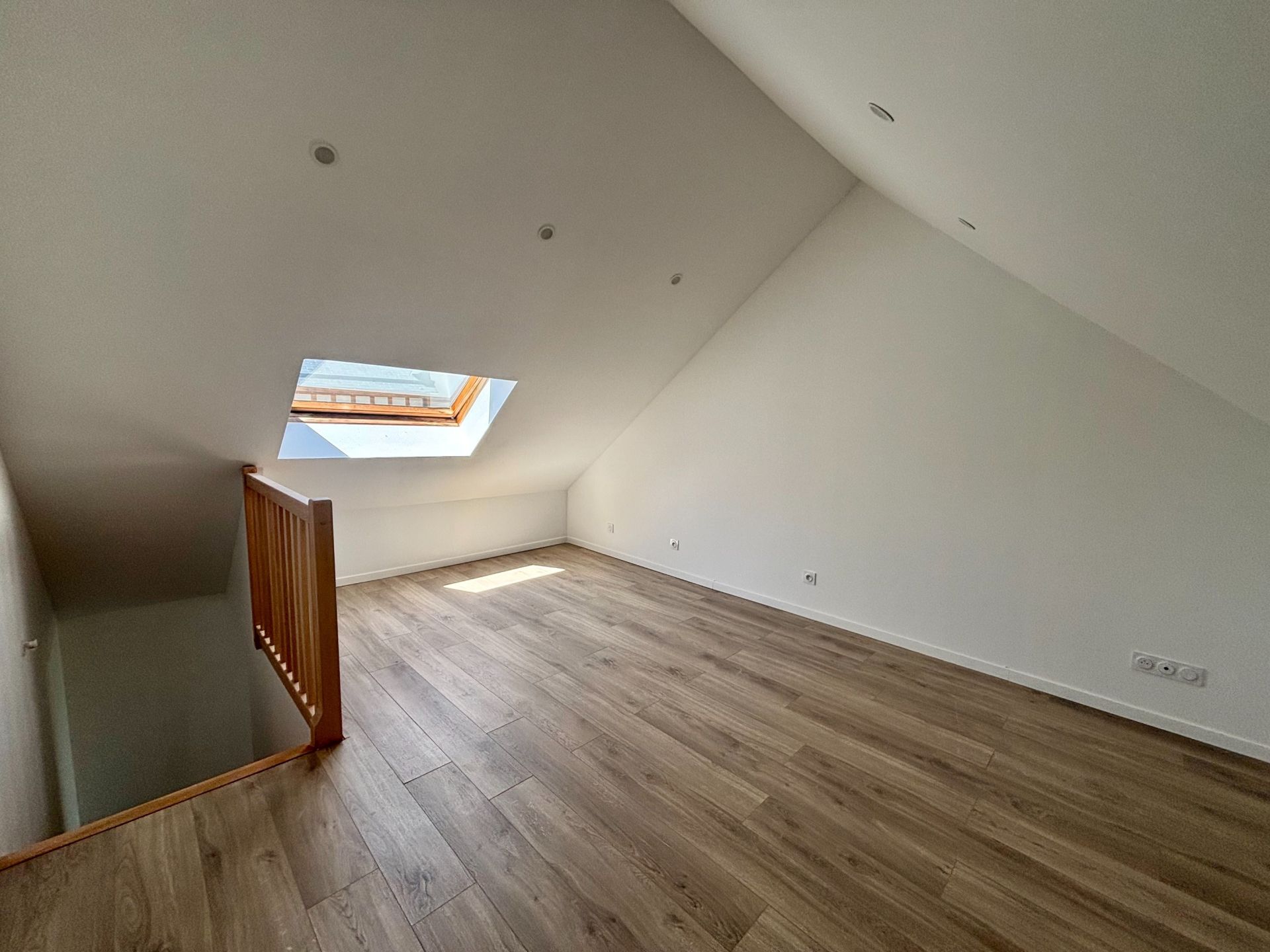 maison 8 Pièces en vente sur TROUVILLE SUR MER (14360)