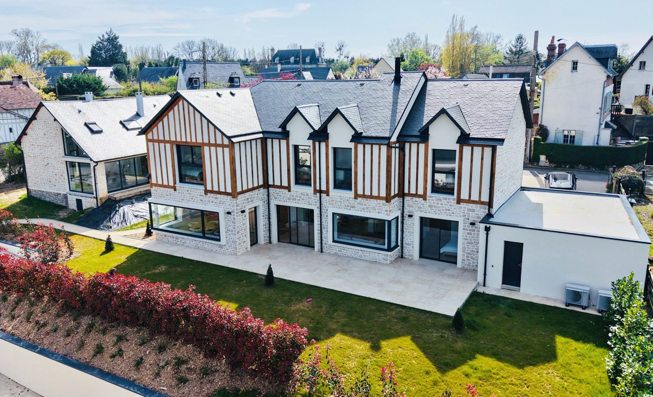 maison 8 Pièces en vente sur TROUVILLE SUR MER (14360)