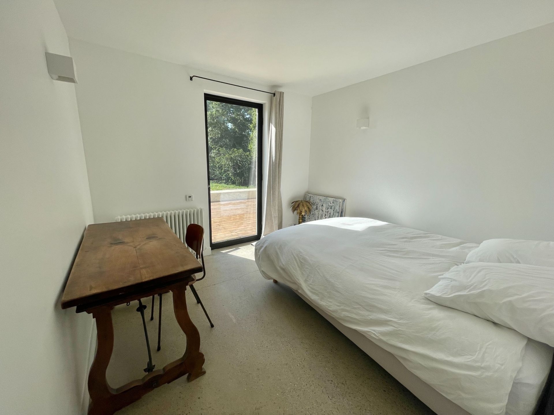 house 11 Rooms for seasonal rent on ST ETIENNE LA THILLAYE (14950)