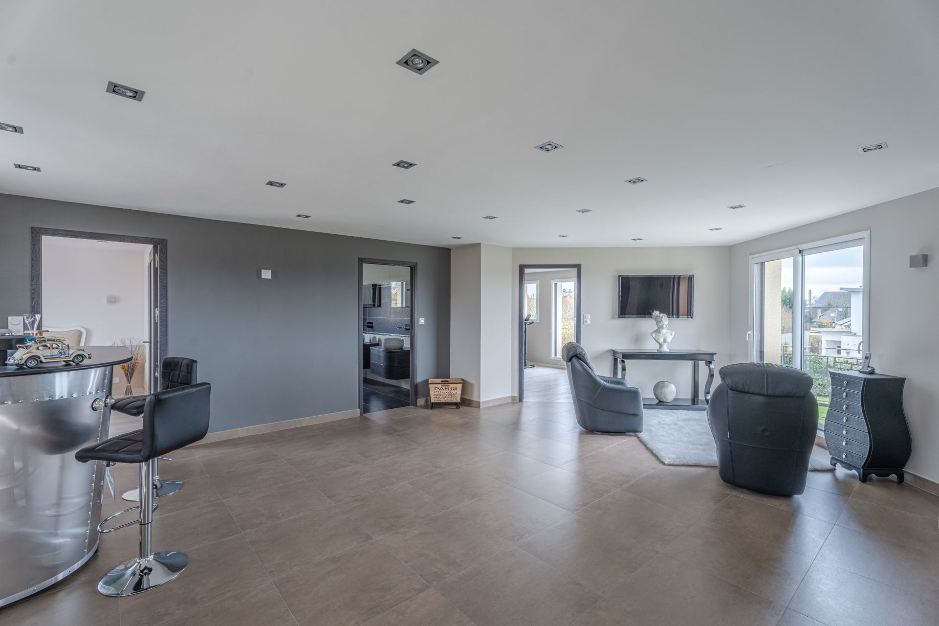 house 6 Rooms for sale on JULLOUVILLE (50610)