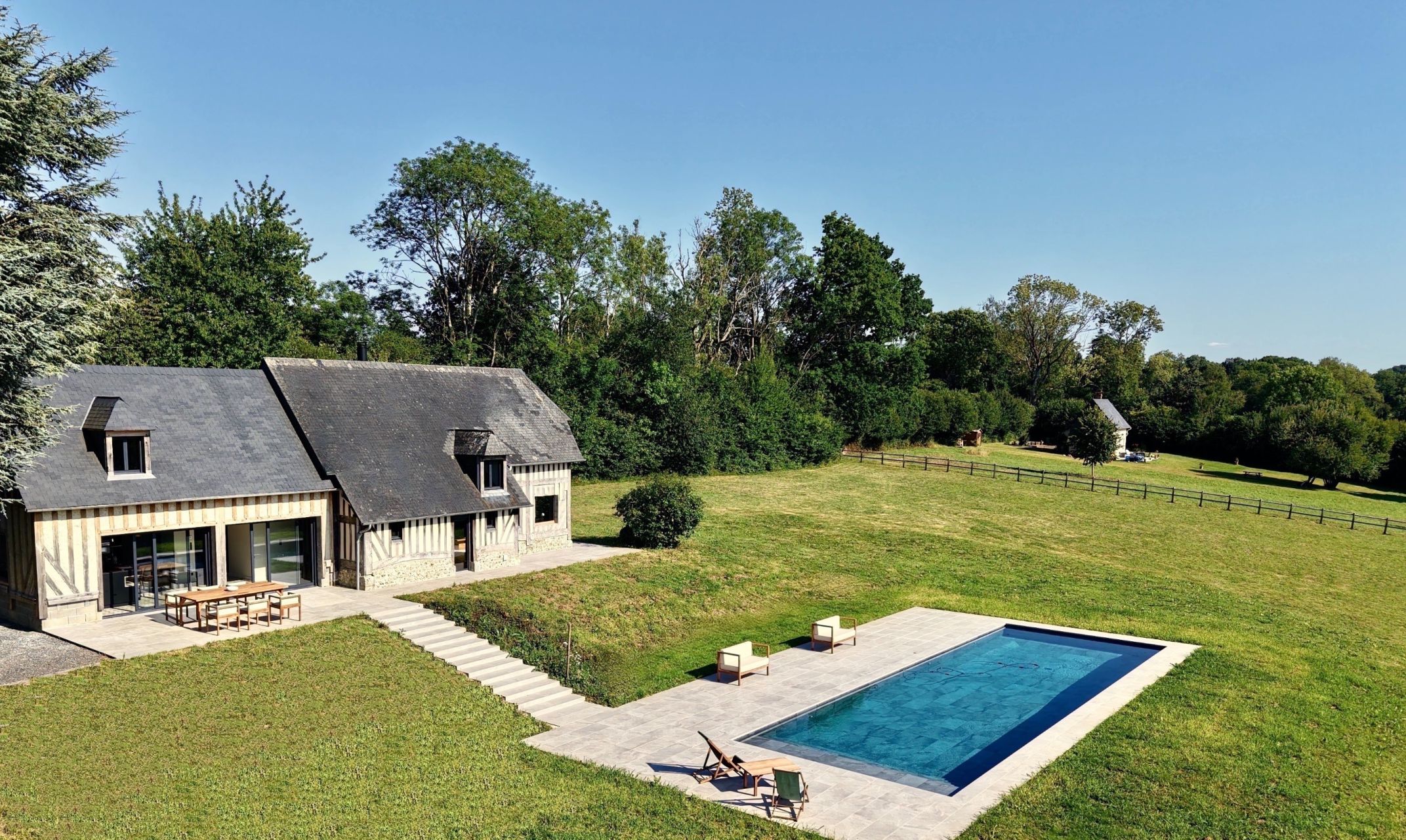 maison 6 Pièces en vente sur GLANVILLE (14950)