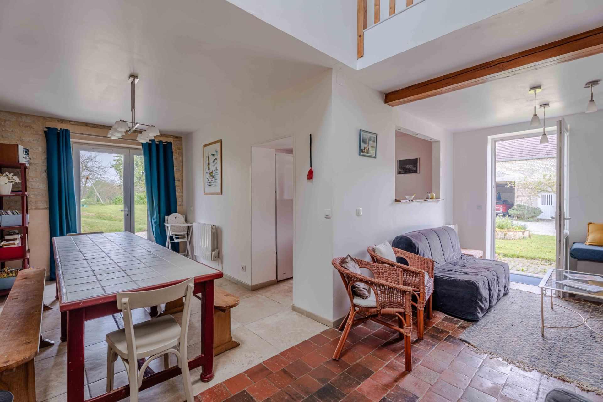 house 17 Rooms for sale on BAYEUX (14400)