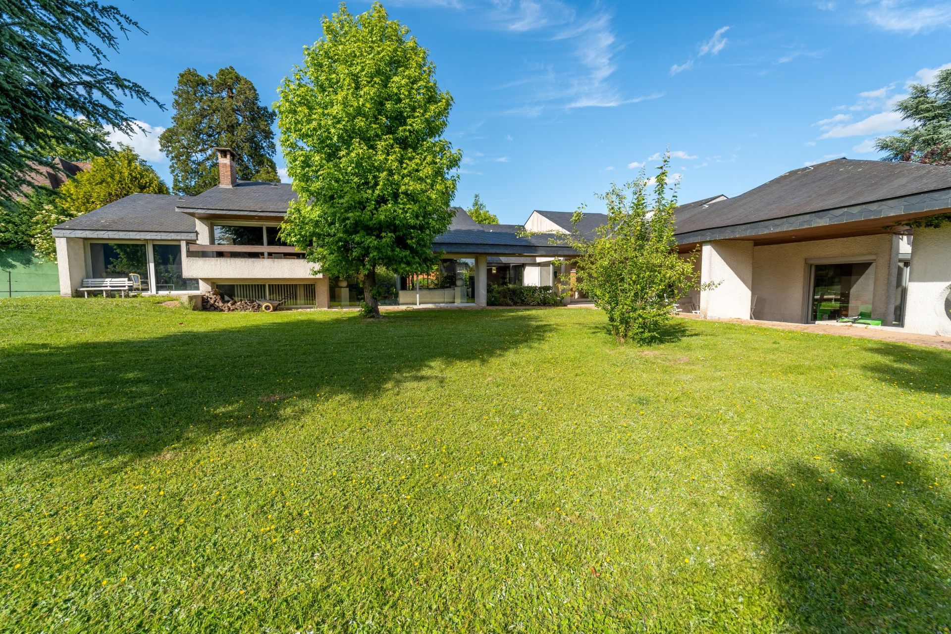architect's house 8 Rooms for sale on BOIS GUILLAUME (76230)