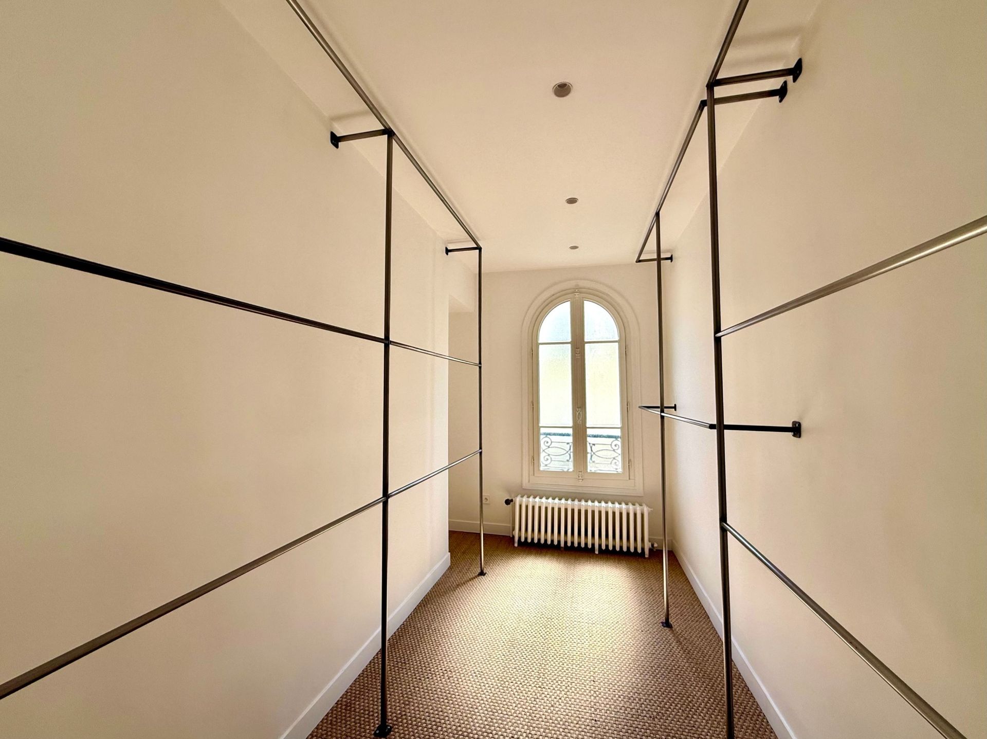 house 9 Rooms for sale on ROUEN (76000)