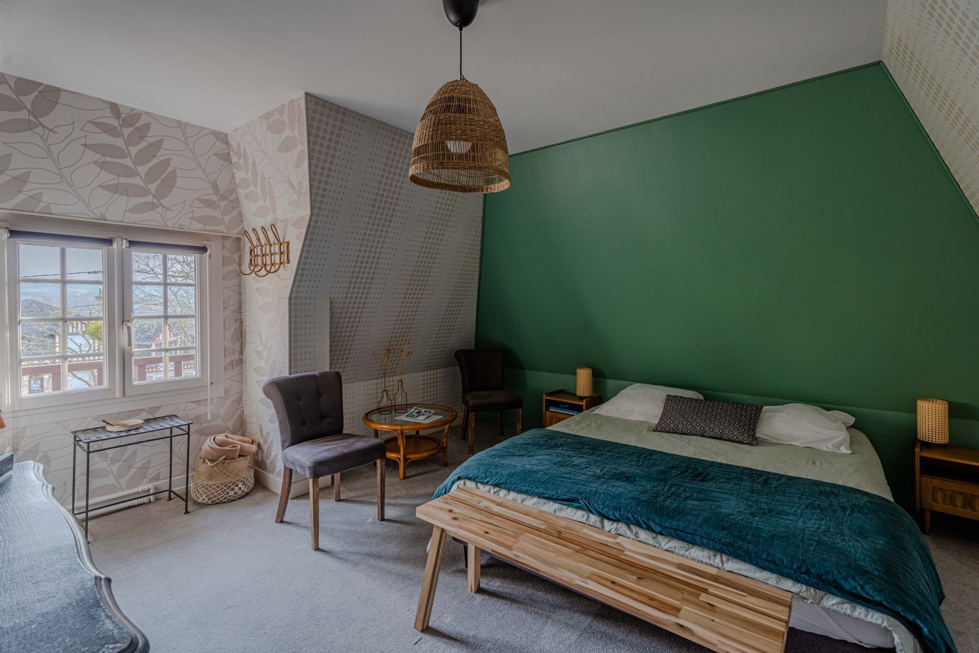 Norman house 9 Rooms for sale on PONT L EVEQUE (14130)