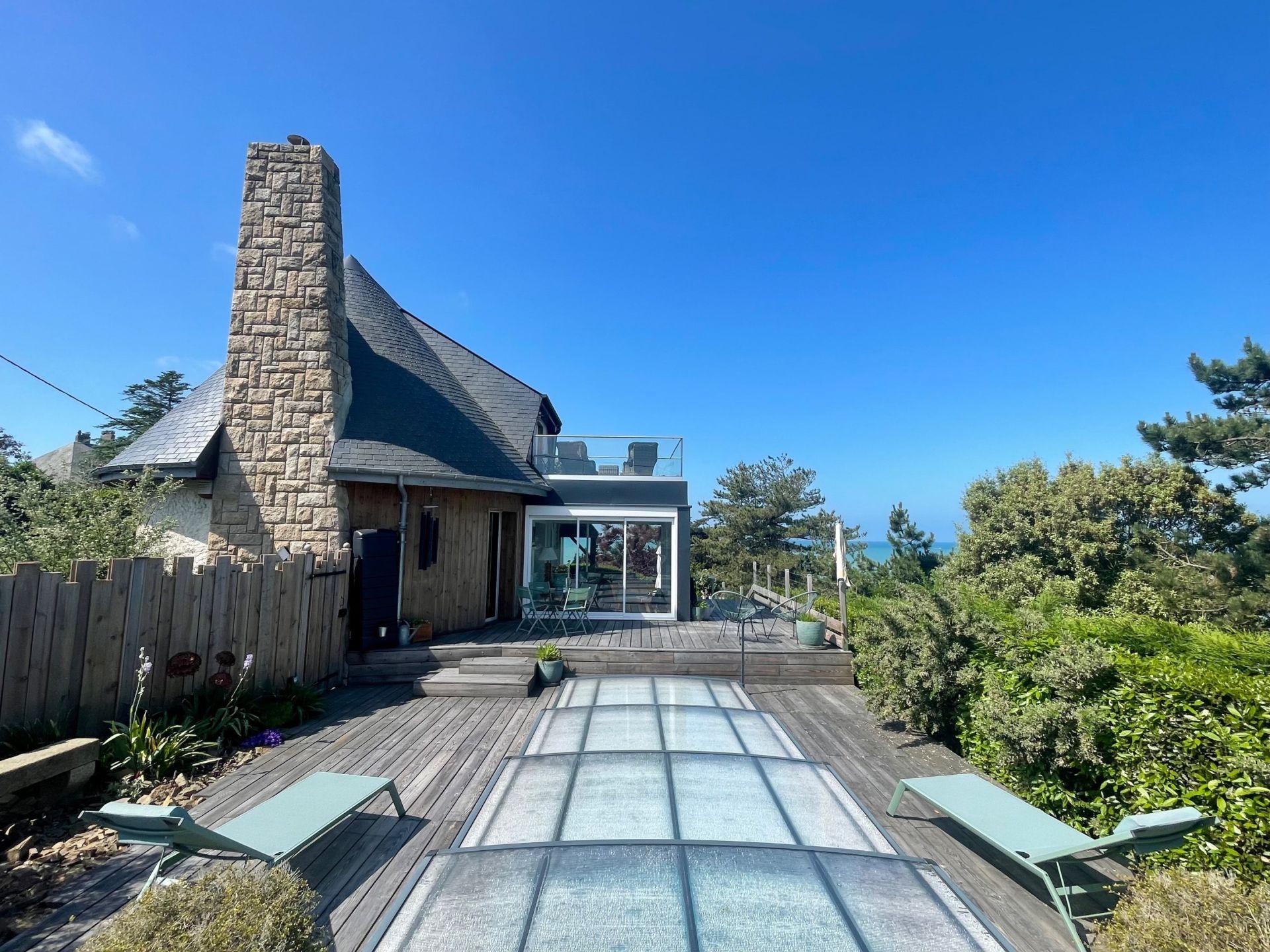 house 5 Rooms for sale on GRANVILLE (50400)