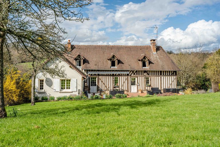 maison 6 Pièces en vente sur ST MARTIN DE LA LIEUE (14100)