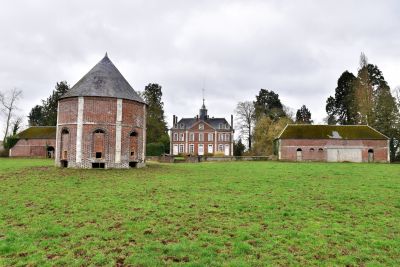 Vente Maison Plasnes 16&nbsp;Pièces 600&nbsp;m²