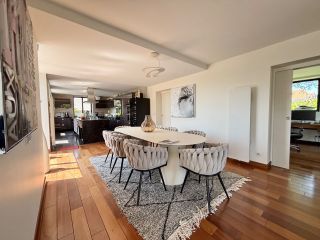 house 8 Rooms for sale on CAEN (14000)