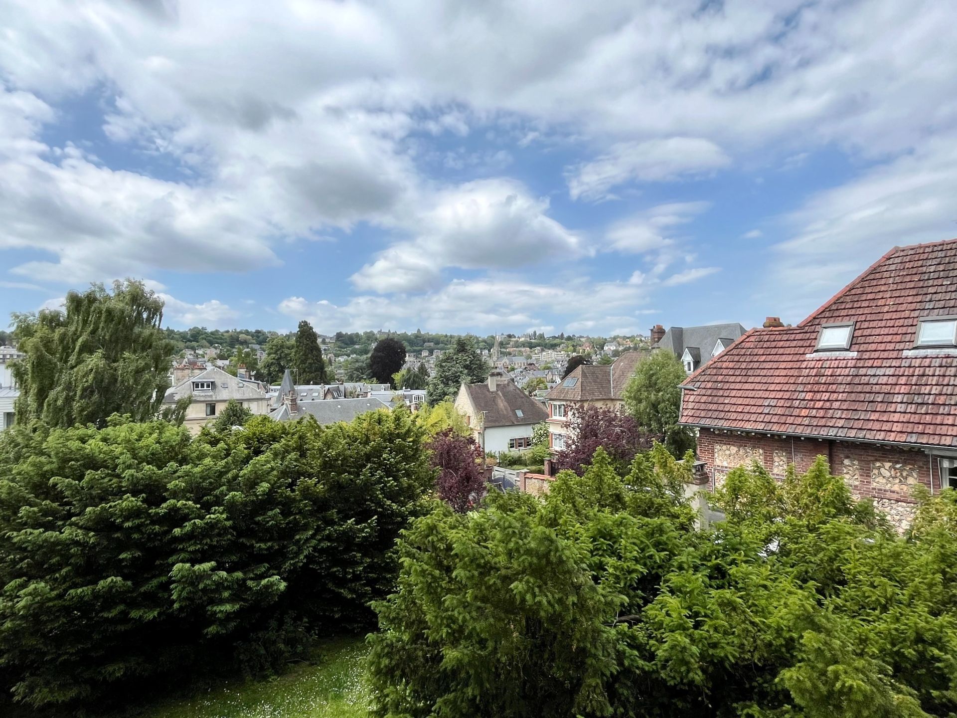 apartment 5 Rooms for sale on ROUEN (76000)