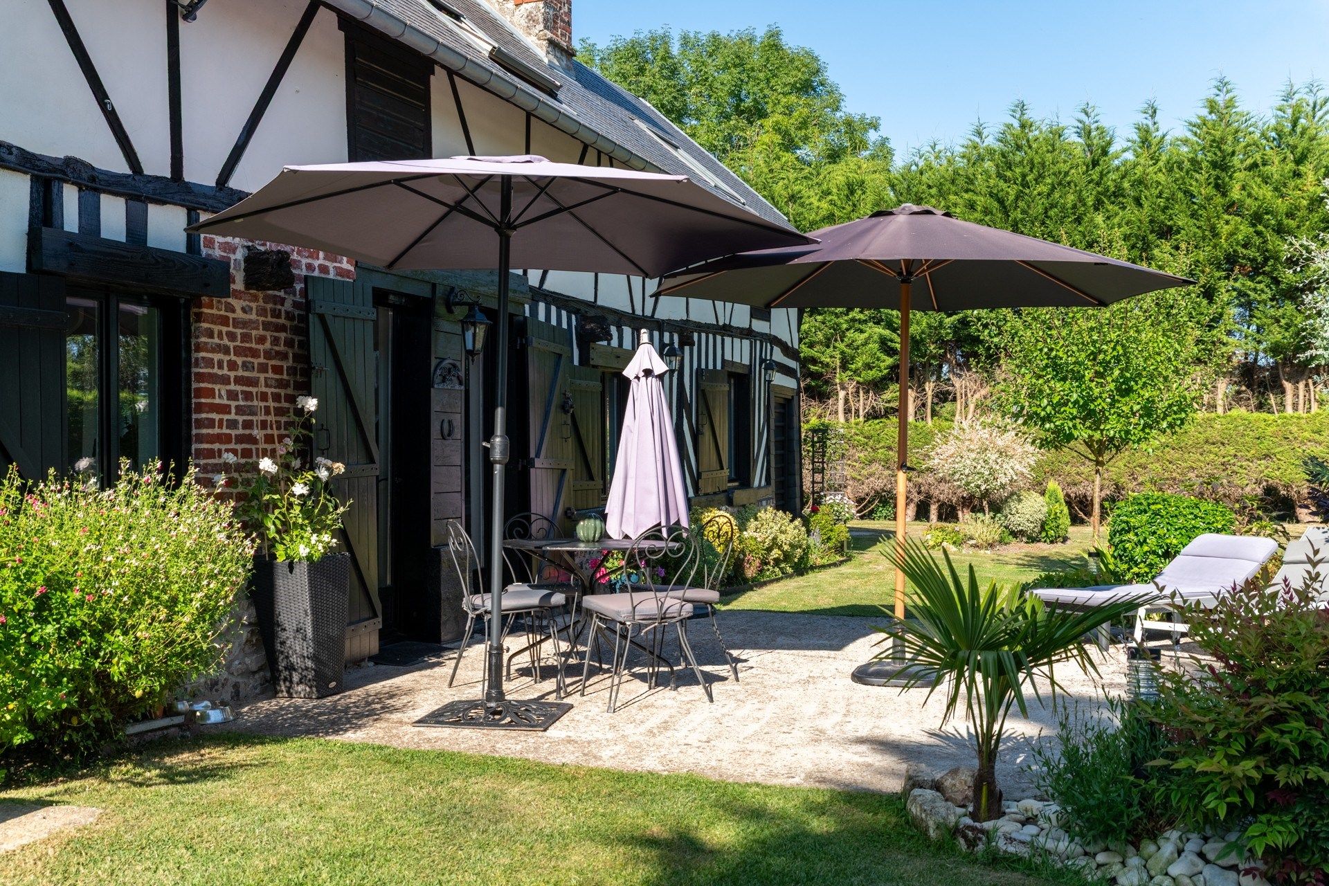 house 7 Rooms for sale on HONFLEUR (14600)