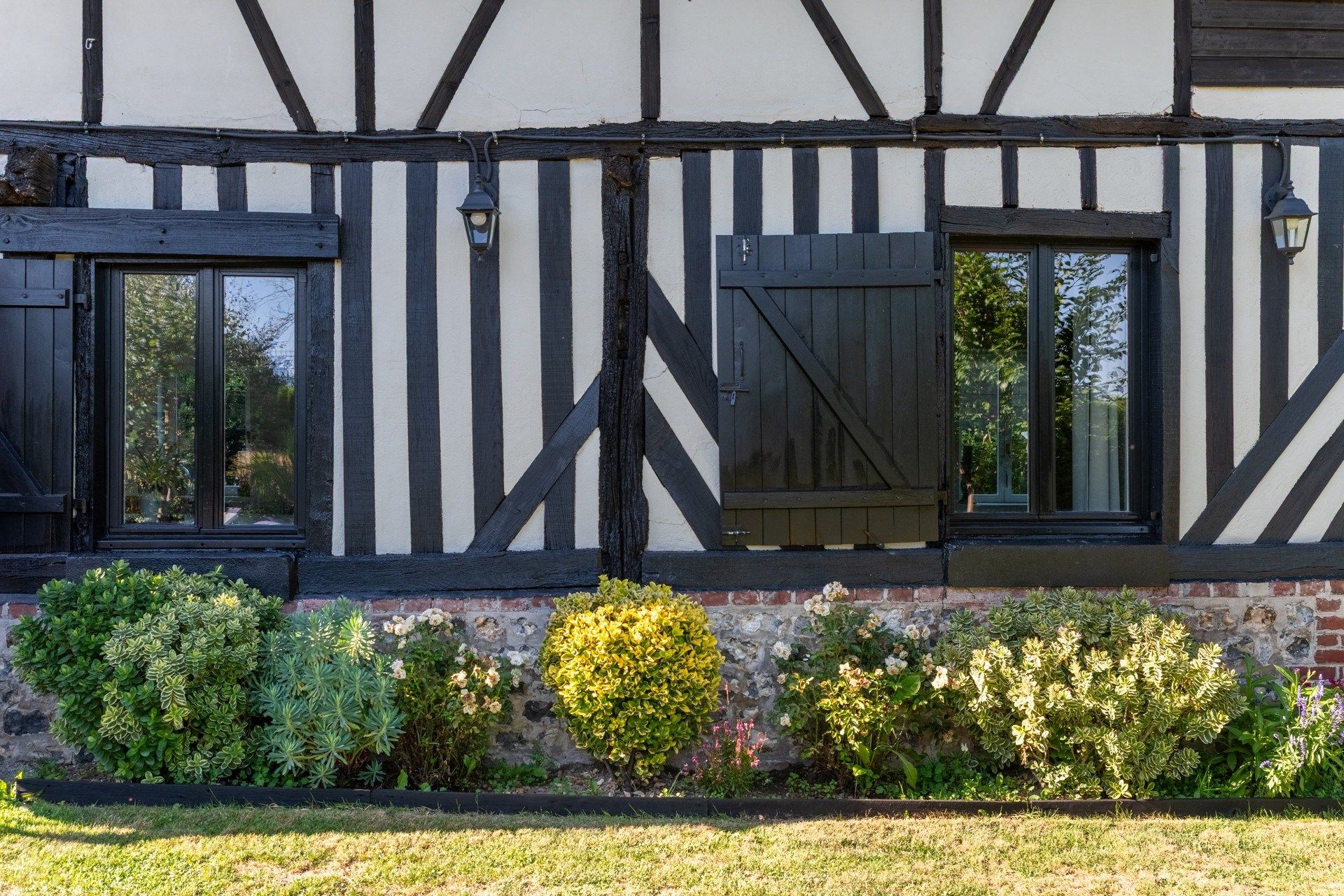 house 7 Rooms for sale on HONFLEUR (14600)