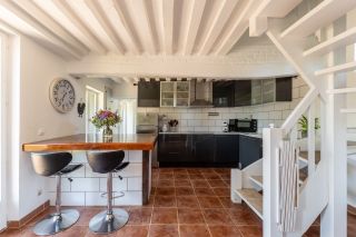 house 7 Rooms for sale on HONFLEUR (14600)