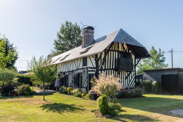 Sale House Honfleur 7 Rooms 104 m²
