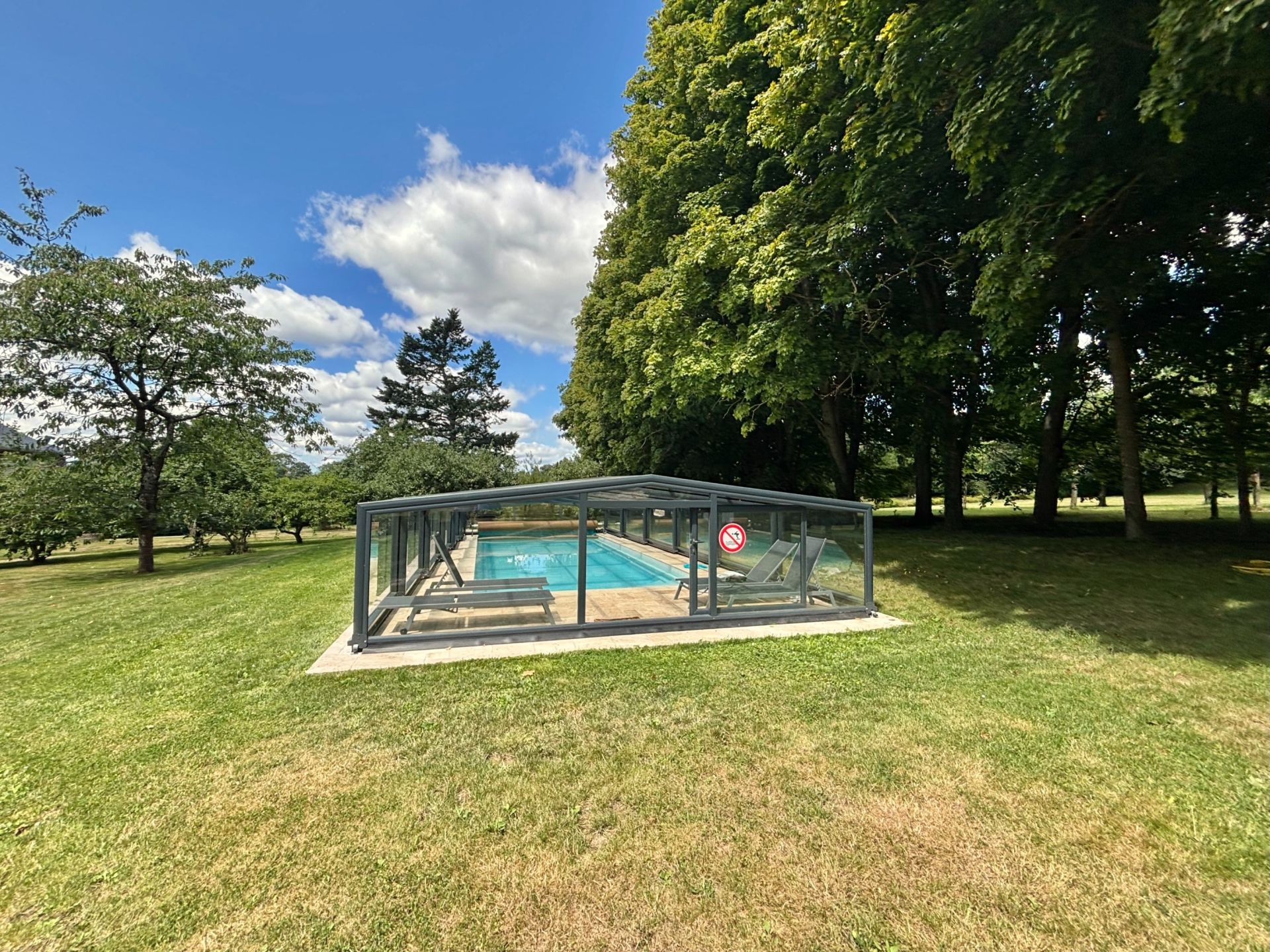 manor house 10 Rooms for sale on ECAQUELON (27290)