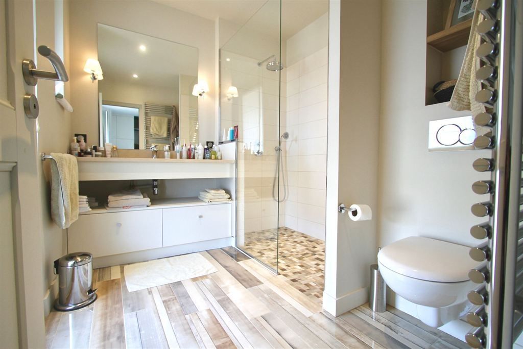 maison 7 Pièces en location saisonnière sur BLONVILLE SUR MER (14910)