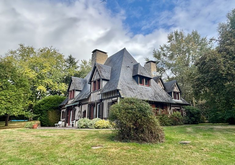 maison 10 Pièces en vente sur ENGLESQUEVILLE EN AUGE (14800)
