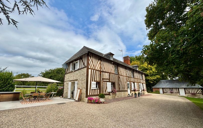 manor house 8 Rooms for sale on RUMESNIL (14340)