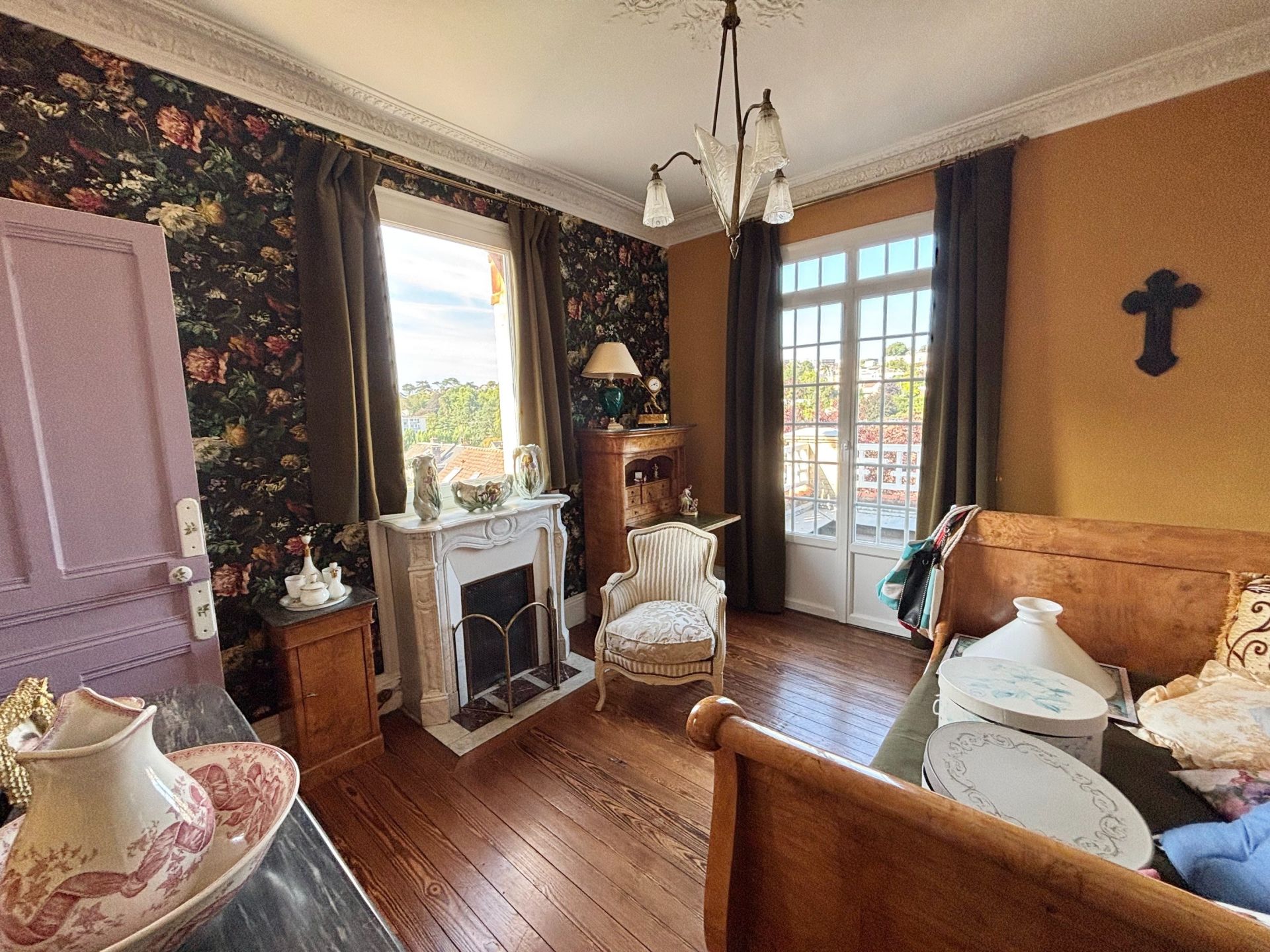 house 9 Rooms for sale on STE ADRESSE (76310)