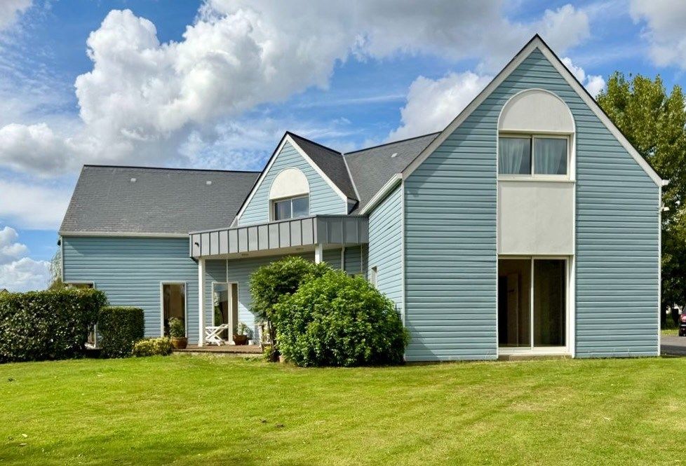 contemporary house 7 Rooms for sale on HOUPPEVILLE (76770)