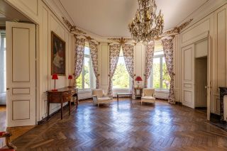 castle 23 Rooms for sale on COUTANCES (50200)