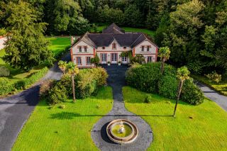 castle 23 Rooms for sale on COUTANCES (50200)