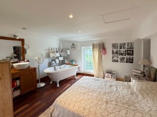 maison normande 8 Pièces en vente sur MANNEVILLE LA PIPARD (14130)