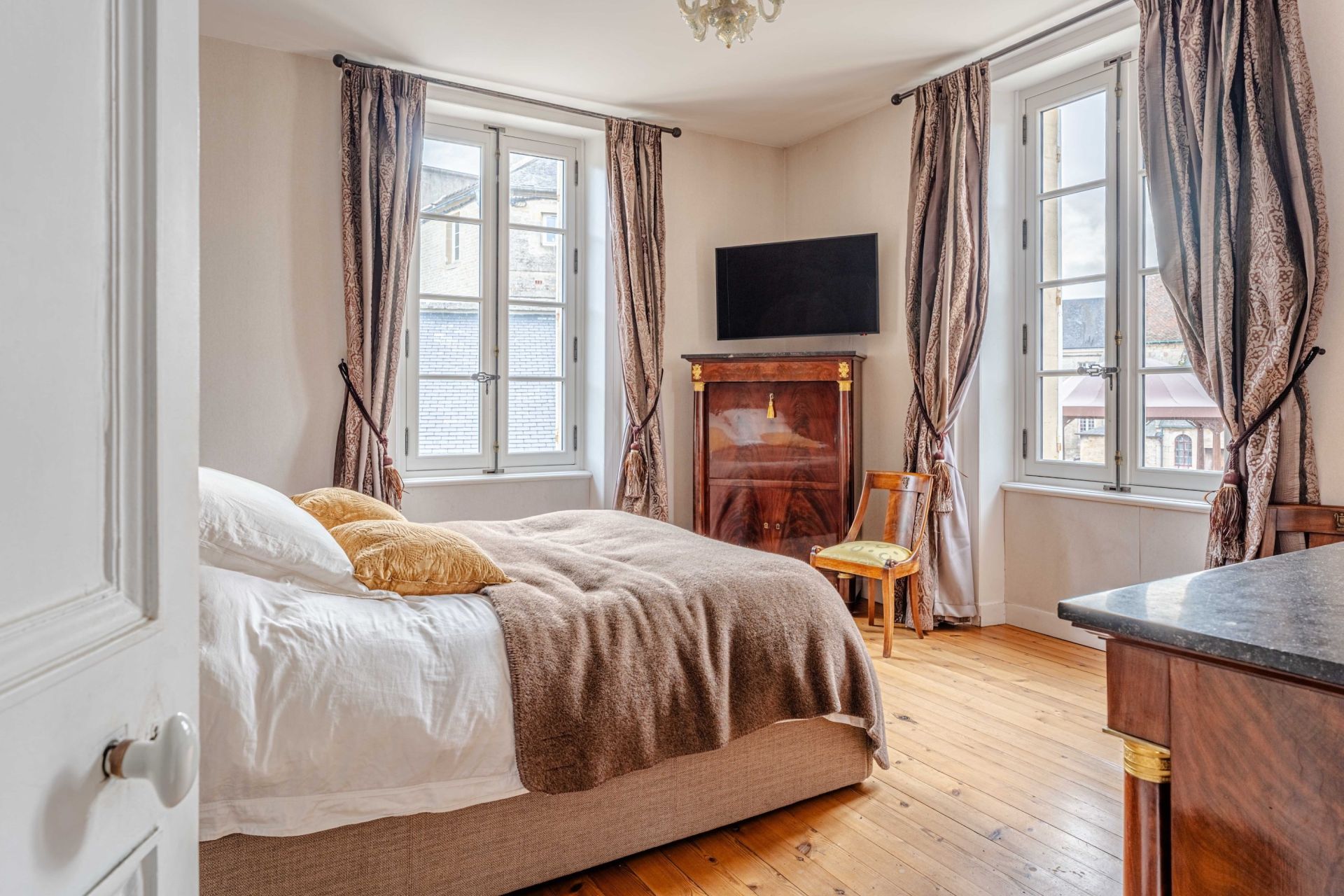 maison 12 Pièces en vente sur CREULLY (14480)