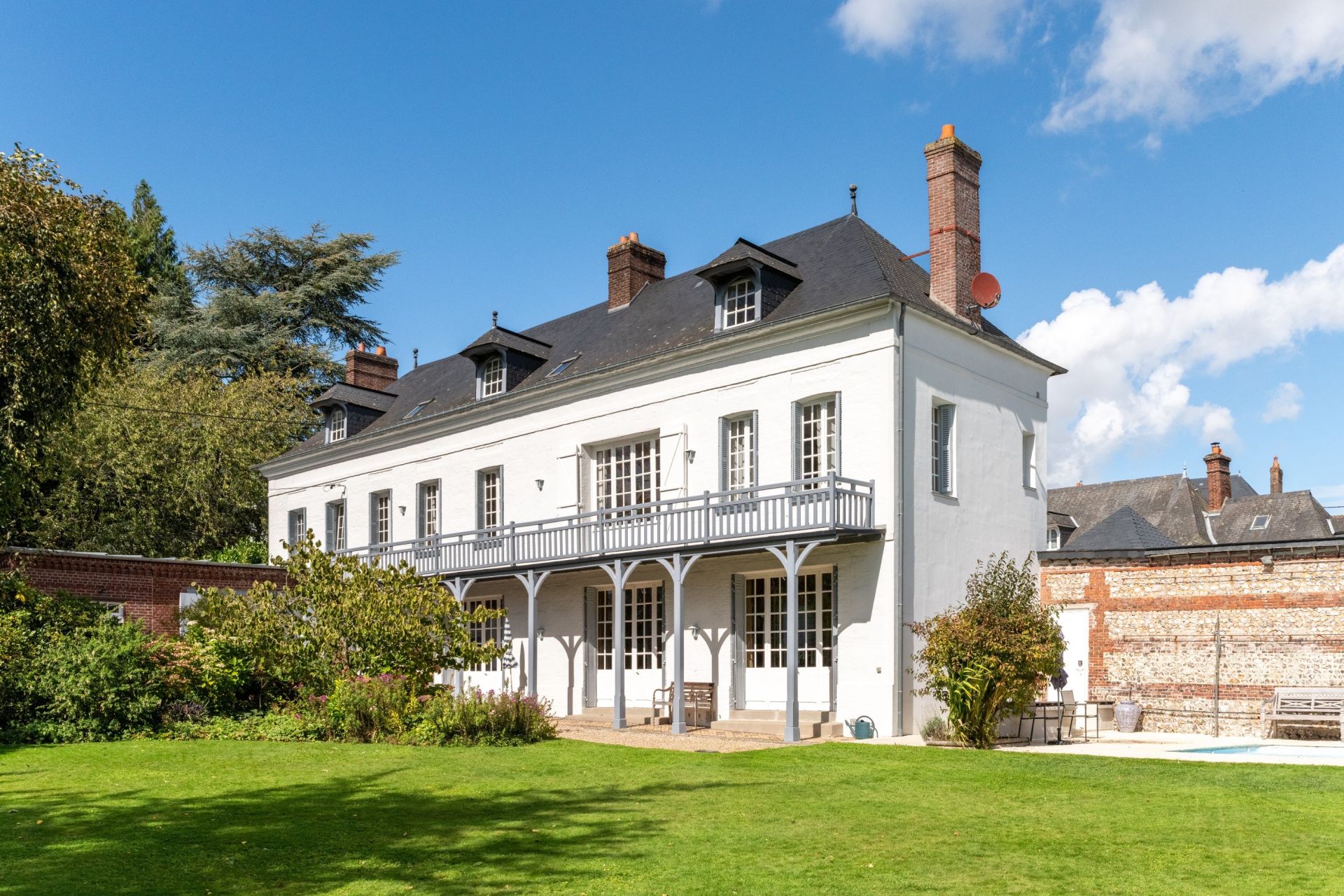 mansion 10 Rooms for sale on DOUDEVILLE (76560)