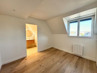 appartement 5 Pièces en vente sur BENERVILLE SUR MER (14910)