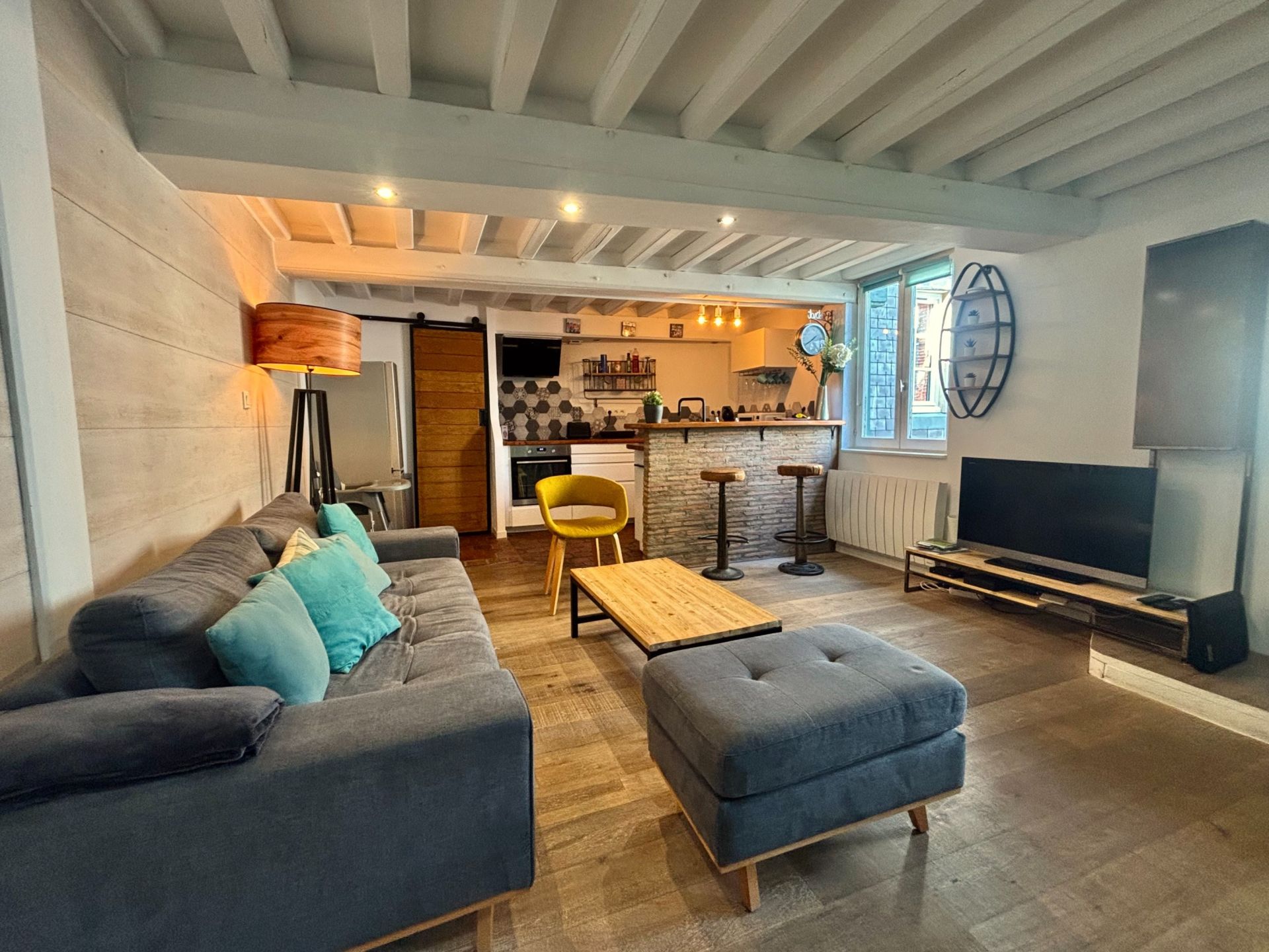 apartment 2 Rooms for sale on HONFLEUR (14600)