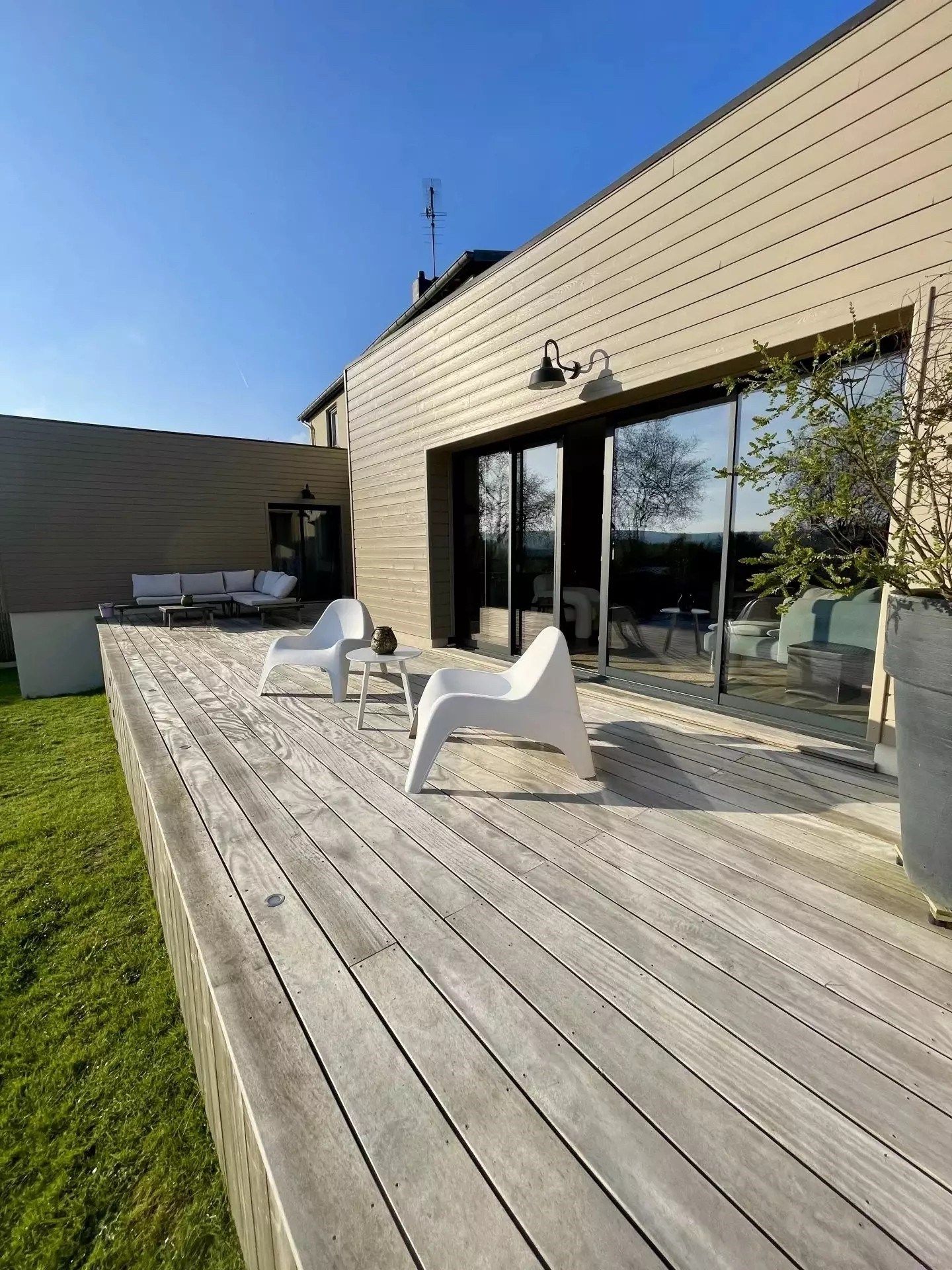 house 7 Rooms for sale on DEAUVILLE (14800)