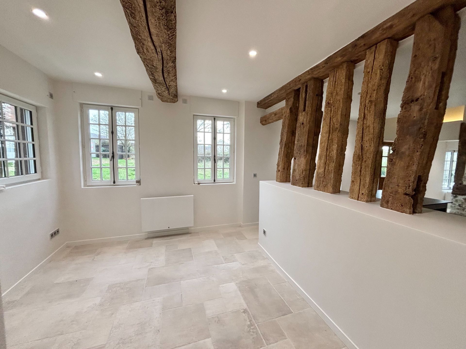 house 7 Rooms for sale on MEZIDON VALLEE D AUGE (14140)