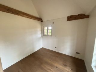 house 7 Rooms for sale on MEZIDON VALLEE D AUGE (14140)