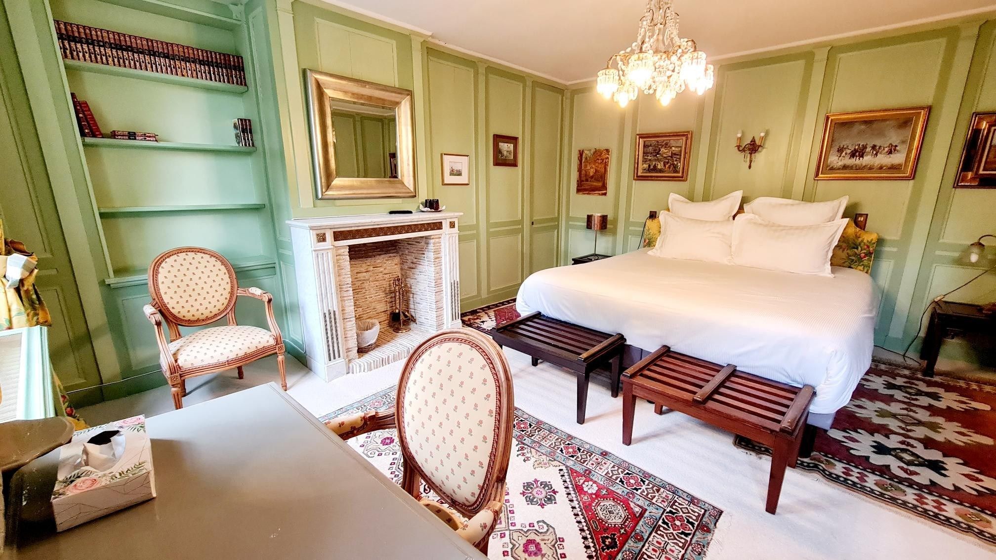 mansion 16 Rooms for sale on DEAUVILLE (14800)
