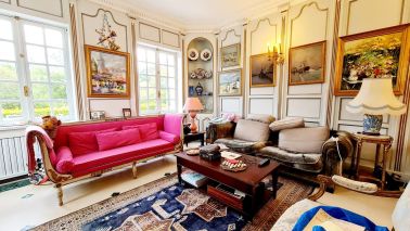 mansion 16 Rooms for sale on DEAUVILLE (14800)