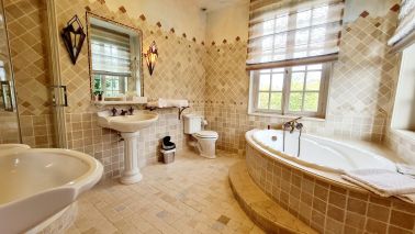 mansion 16 Rooms for sale on DEAUVILLE (14800)