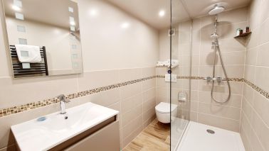 mansion 16 Rooms for sale on DEAUVILLE (14800)