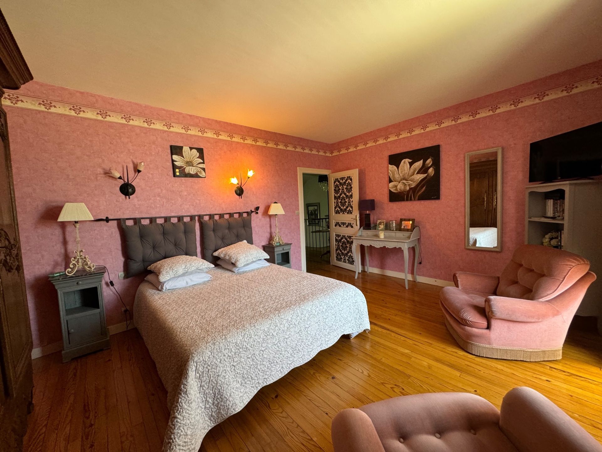 propriété 16 Pièces en vente sur STE MERE EGLISE (50480)