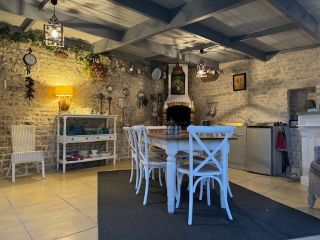 propriété 16 Pièces en vente sur STE MERE EGLISE (50480)