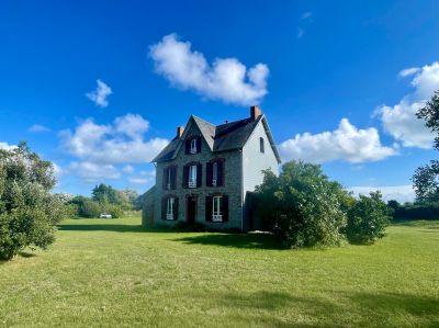 maison 4 Pièces en vente sur ST GERMAIN SUR AY (50430) Vente Maison Saint-Germain-sur-Ay 4 Pièces 143 m²