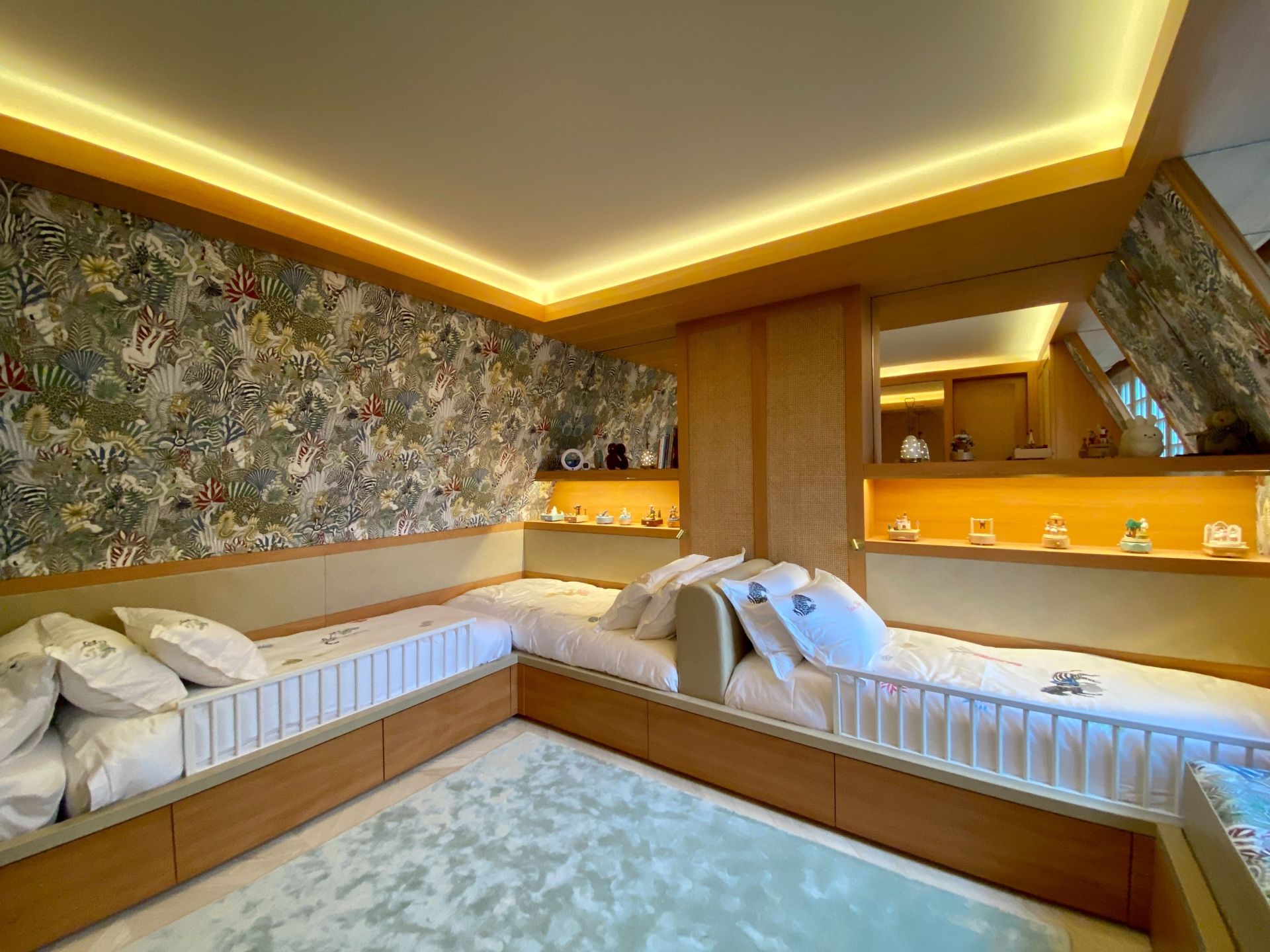 house 10 Rooms for sale on DEAUVILLE (14800)