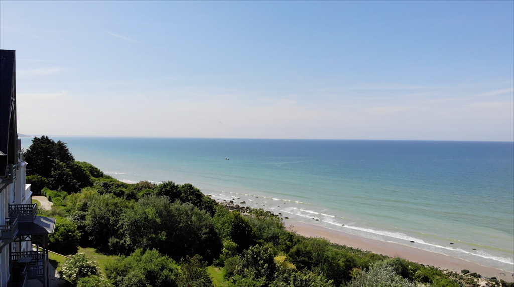 maison 15 Pièces en location saisonnière sur BENERVILLE SUR MER (14910)