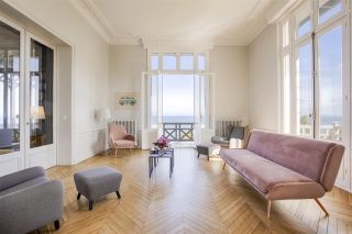 house 15 Rooms for seasonal rent on BENERVILLE SUR MER (14910)